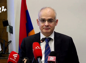 «Փաշինյանը տվայտանքների մեջ ա ընկնում մեր ամեն խոսքից»․ Լևոն Զուրաբյան