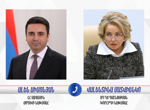 Ալեն Սիմոնյանը հեռախոսազրույց է ունեցել Վալենտինա Մատվիենկոյի հետ