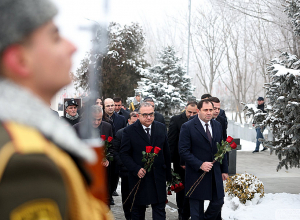 Սուրեն Պապիկյանն այցելել է «Եռաբլուր» զինվորական պանթեոն