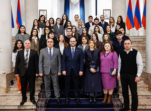 Արայիկ Հարությունյանն ընդունել է ՀՀ պետական կառավարման ակադեմիայի ուսանողներին