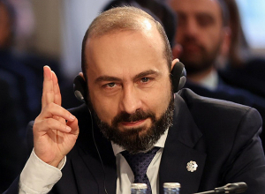 2-րդ նախագահ աշխատած Քոչարյանը խոսում է եկեղեցուց, խոսում է բարոյականությունից․ Միրզոյանի գրառումը