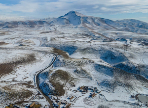 Ճամբարակի, Սևանի, Սիսիանի, Գորիսի և Աշոցքի տարածաշրջաններում տեղ-տեղ մերկասառույց է