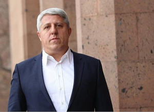 Սա անակնկալ էր նաև Իրանի վրա հարձակվողների համար, որովհետև Իրաքի, Լիբիայի և Սիրիայի պետական համակարգի քանդման «փորձն» Իրանի դեպքում չի աշխատում․ իրանագետ