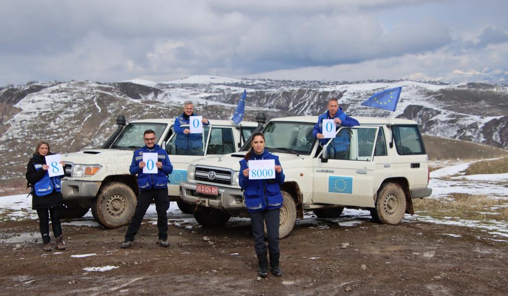 l-0x86wh-2048x1193z-0.3838