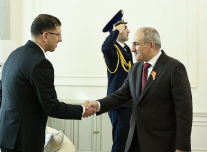 Նիկոլ Փաշինյանն ընդունել է Հայաստանում Բուլղարիայի դեսպանին