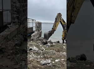 Սևանա լճի՝ բացարձակ նիշից ցածր հողամասերում ապամոնտաժվել է 86 շենք- շինություն, այդ թվում՝ Սեյրան Օհանյանին պատկանող առանձնատան պարիսպներն ու թեքահարթակը