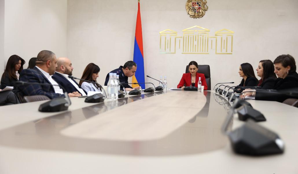 032e2b9c-4ebf-4cb8-a6a2-5deb9044413a