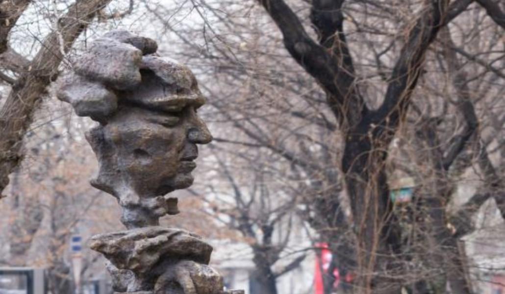 Կոստան ԶԱրյան