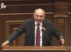 8-րդ գումարման խորհրդարանի վերջին հարցը կառավարությանն ուղղեց Գեղամ Նազարյանը
