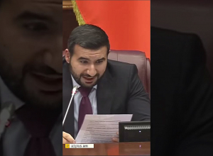 «Դուրս եկեք, պարոն Ղազինյան»․Ալեքսանյանը հրավիրեց անվտանգության աշխատակիցներին դահլիճ