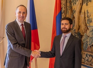Վահան Կոստանյանը հանդիպել է Չեխիայի ԱԳ նախարարի տեղակալի հետ