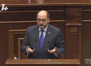 Տիկին Խամոյանը կեղծեց իմ ասածները․ Հարությունյանի պատասխանը՝ ընդդիմադիր պատգամավորին