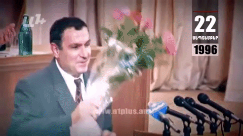 Օրացույց. 22-ը Սեպտեմբերի. Սեպտեմբերի 22. Վազգեն Սարգսյանը խոստանում է չհուզվել, չի ստացվում