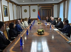 Վահագն Խաչատուրյանն ու Քրիստինա Քվինը քննարկել են տարածաշրջանային զարգացումները