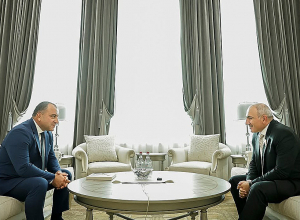 Սահմանադրական դատարանի նախագահ Արման Դիլանյանը հանդիպում է ունեցել Նիկոլ Փաշինյանի հետ