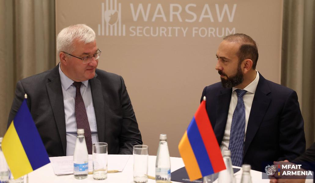 17918869017891