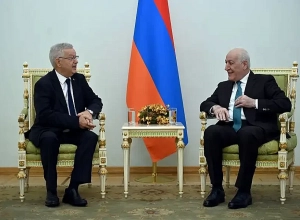 Վահագն Խաչատուրյանն ընդունել Է Ալժիրի Ազգային խորհրդի նախագահին